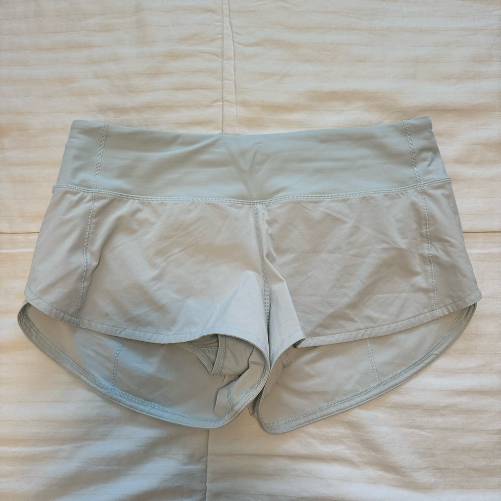 Lululemon Speed-Up Shorts 2.5” Size 6